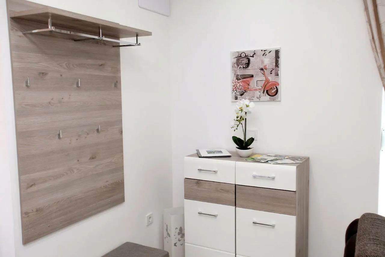 Apartments Viki Trogir
